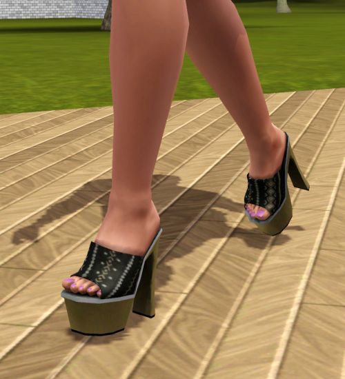 Bloom_BsettPlatsWithSexyFeet_AF.rar